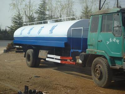 諸城市金羊金屬 專(zhuān)業(yè)小型灑水車(chē)制造與清潔除塵解決方案